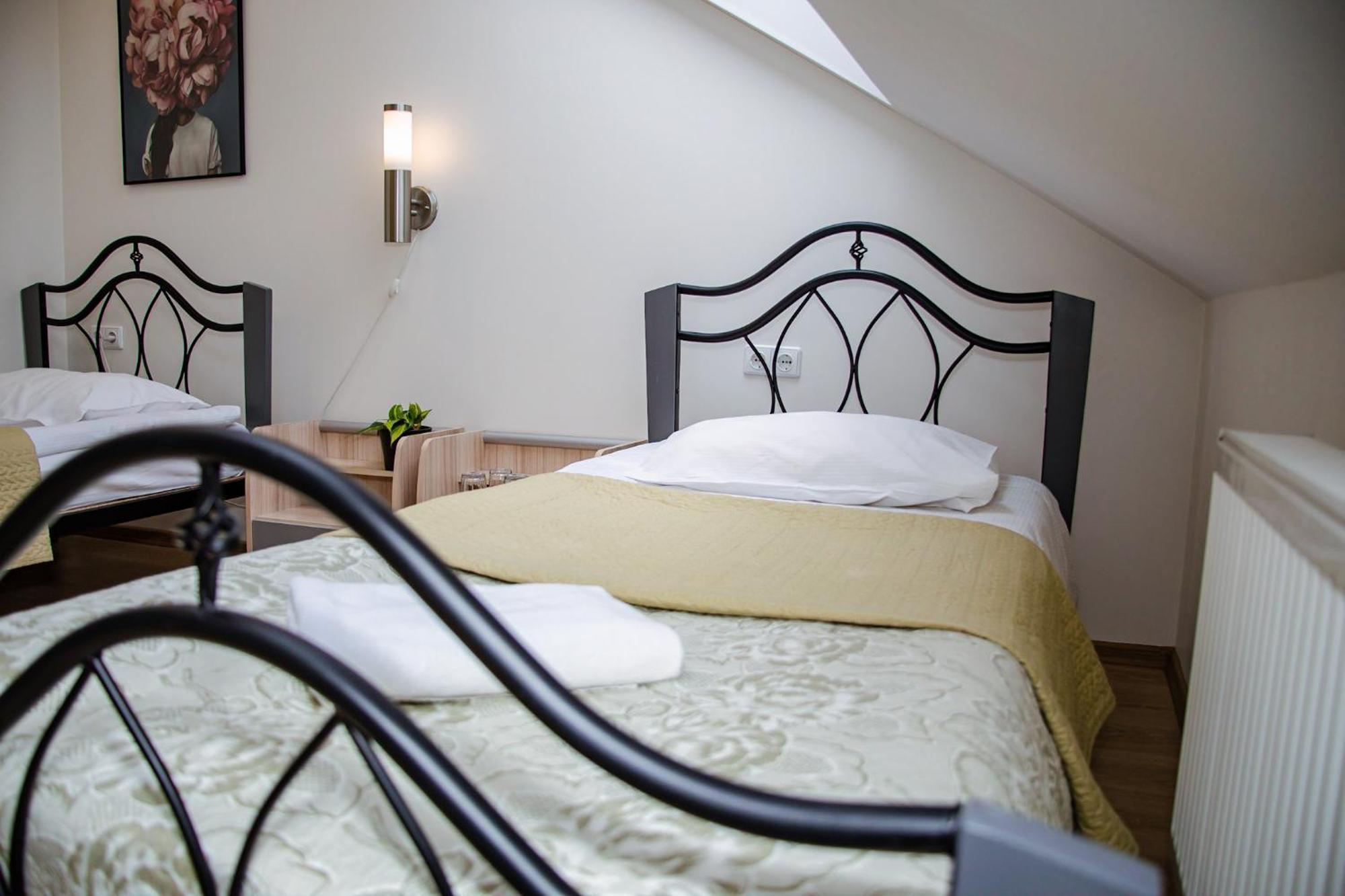Hotel Pas Katina Паневежис Екстер'єр фото